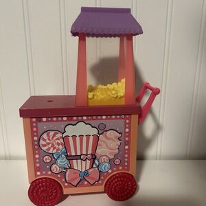 RARE 2012 MATTEL BARBIE SISTERS POPCORN AND SOUVENIRS POPCORN MACHINE CART FAIR
